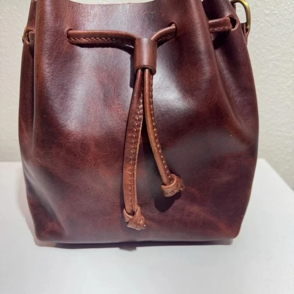 Portland Leather Brown Shoulder Bag - Picture 2 of 16